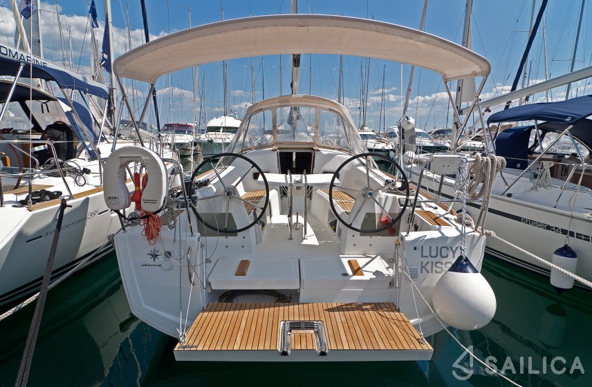 Sun Odyssey 349 - Yacht Charter Sailica