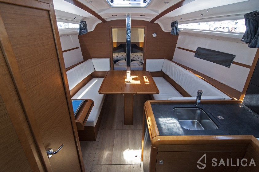 Sun Odyssey 349 - Yacht Charter Sailica