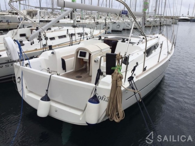 Dufour 350 Grand Large - Yacht Charter Sailica