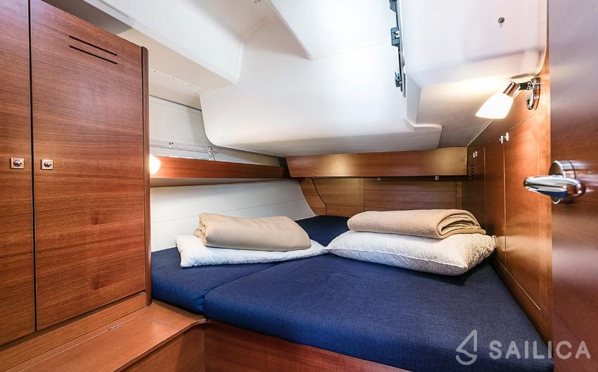 Dufour 460 GL - Yacht Charter Sailica