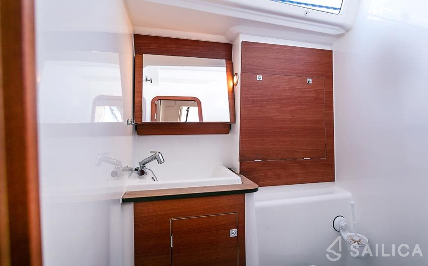 Dufour 460 Grand Large - Yacht Charter Sailica