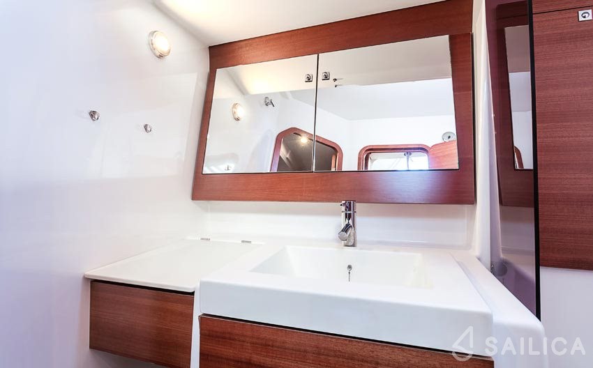 Dufour 512 Grand Large - Yacht Charter Sailica