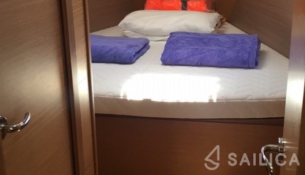 Dufour 412 Grand large - Yacht Charter Sailica