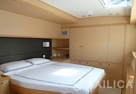 Lagoon 620 - Yacht Charter Sailica