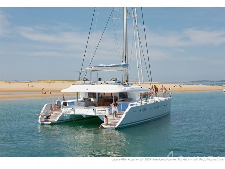 Lagoon 620 - Yacht Charter Sailica