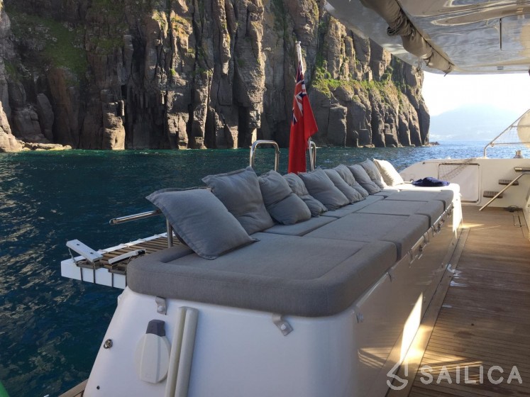 Lagoon 620 - Yacht Charter Sailica