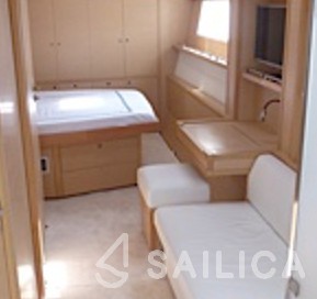 Lagoon 620 - Yacht Charter Sailica