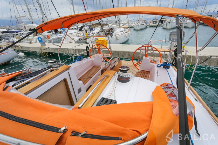 Elan 40 Impression - Yacht Charter Sailica