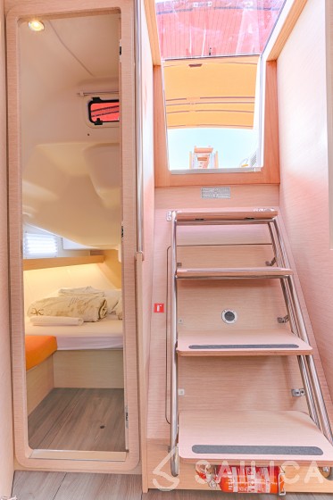 Elan 40 Impression - Yacht Charter Sailica