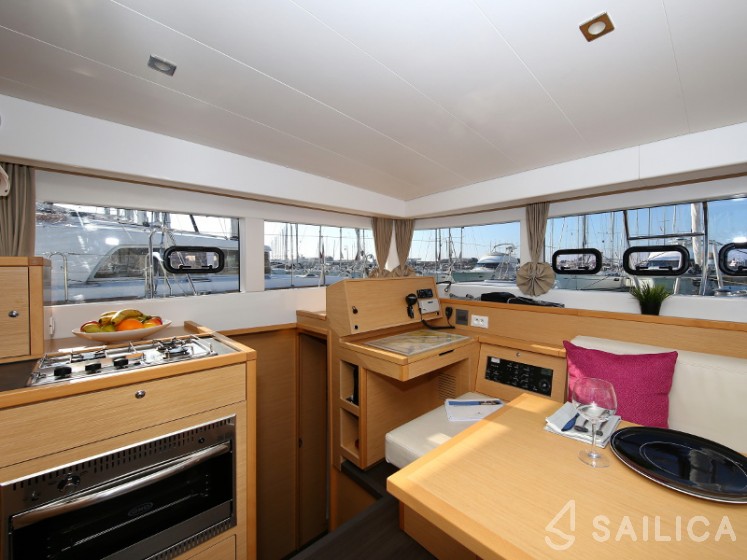 Lagoon 39 - Yacht Charter Sailica