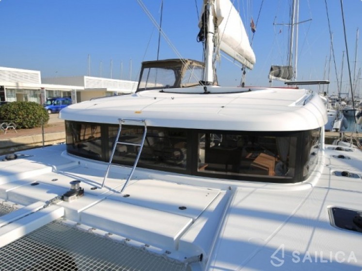 Lagoon 39 - Yacht Charter Sailica