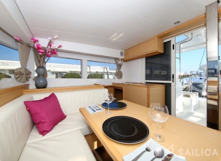 Lagoon 39 - Yacht Charter Sailica