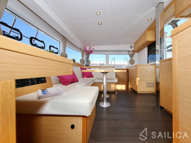 Lagoon 39 - Yacht Charter Sailica