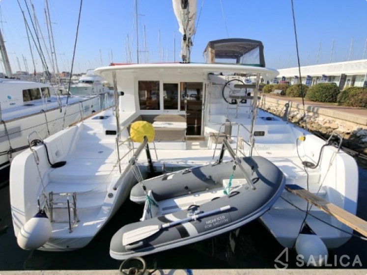 Lagoon 39 - Yacht Charter Sailica