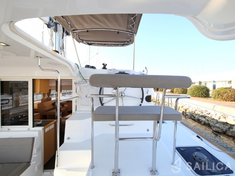 Lagoon 39 - Yacht Charter Sailica