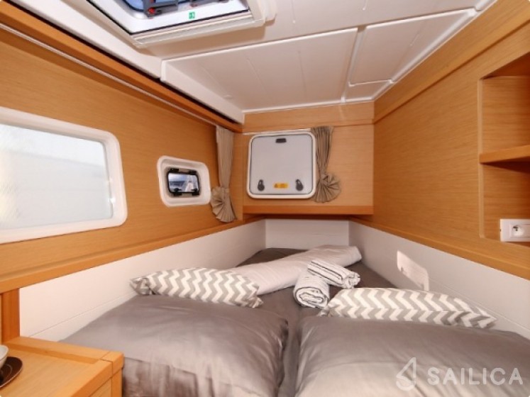 Lagoon 39 - Yacht Charter Sailica