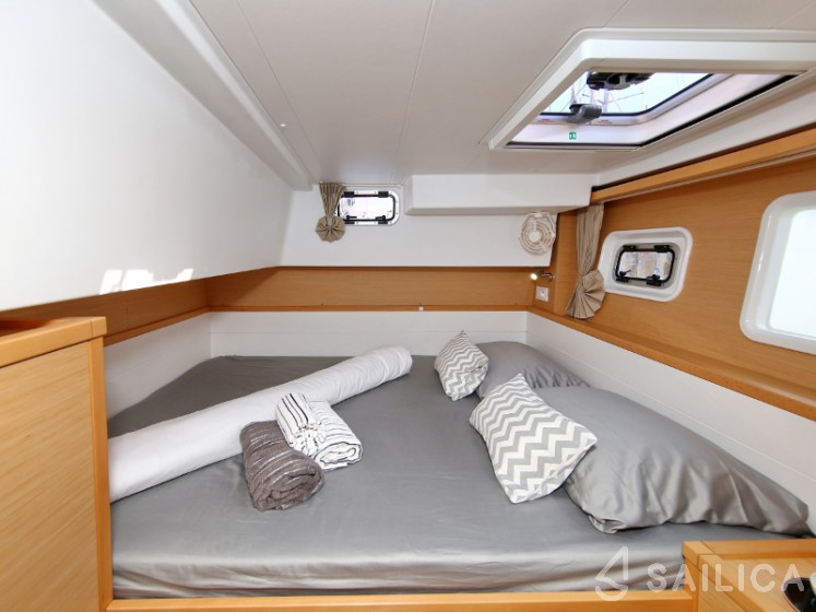 Lagoon 39 - Yacht Charter Sailica