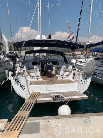Hanse 388 - Yacht Charter Sailica