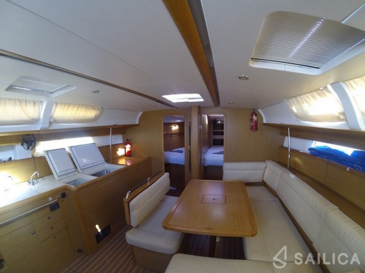 Sun Odyssey 44i - Yacht Charter Sailica