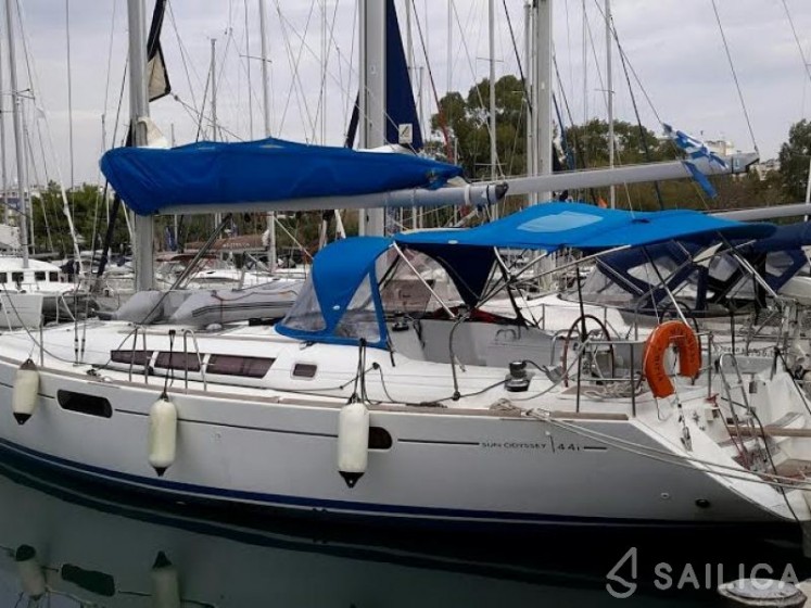 Sun Odyssey 44i - Yacht Charter Sailica