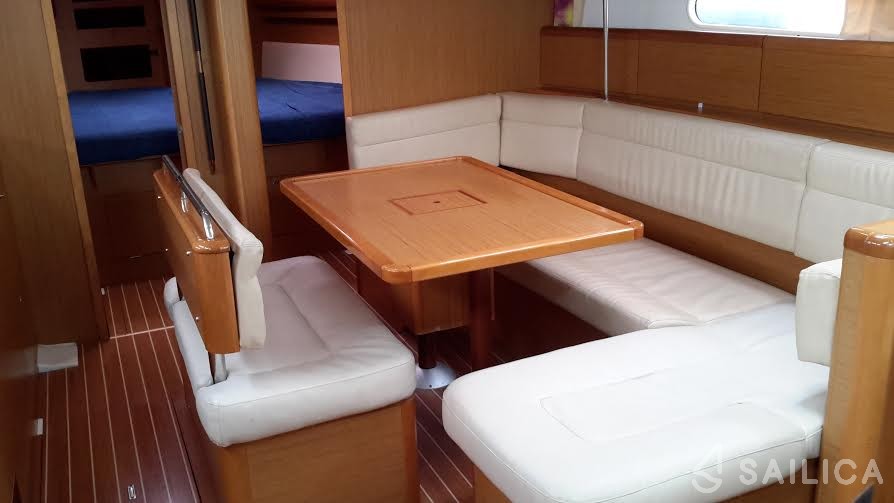Sun Odyssey 44i - Yacht Charter Sailica