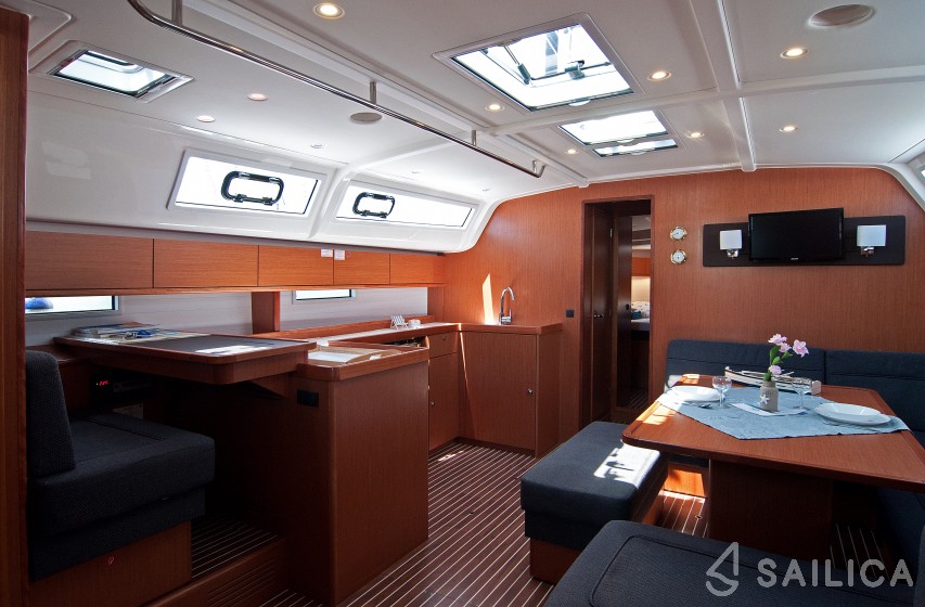 Bavaria Cruiser 51 - Yacht Charter Sailica
