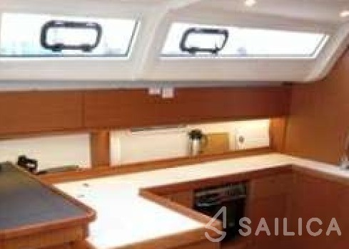 Bavaria Cruiser 51 - Yacht Charter Sailica