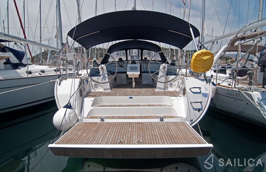 Bavaria Cruiser 51 - Yacht Charter Sailica