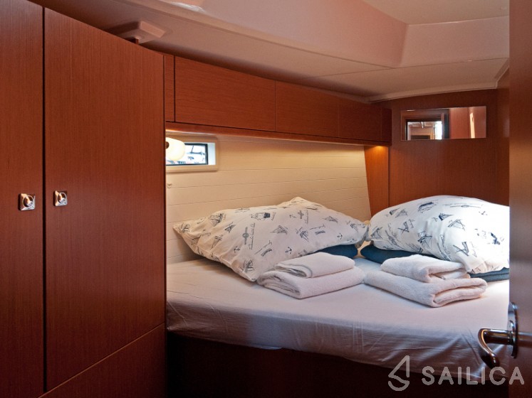 Bavaria Cruiser 46 - Yacht Charter Sailica