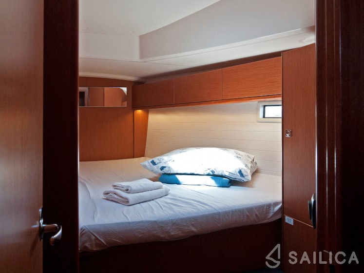 Bavaria Cruiser 46 - Yacht Charter Sailica