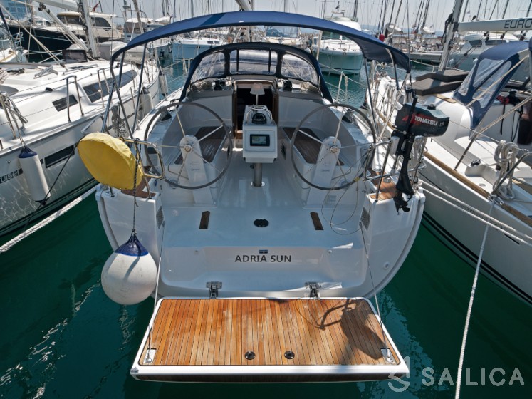 Bavaria 37 Cruiser - Yacht Charter Sailica