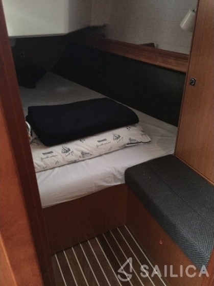 Bavaria 37 Cruiser - Yacht Charter Sailica