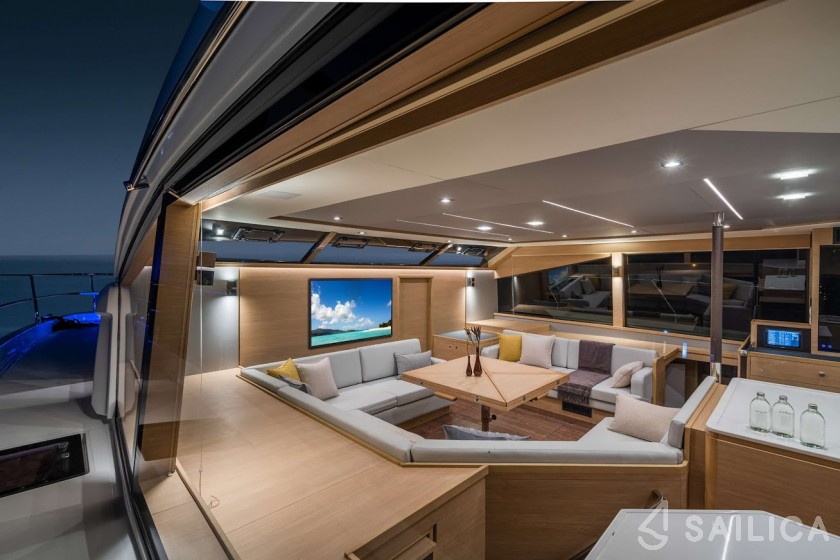 Aquila 54 - Yacht Charter Sailica