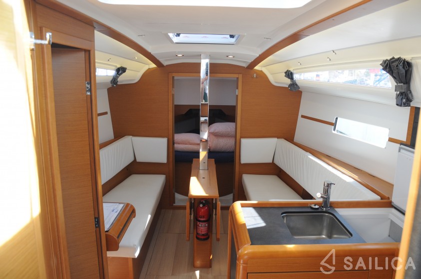 Sun Odyssey 349 - Yacht Charter Sailica