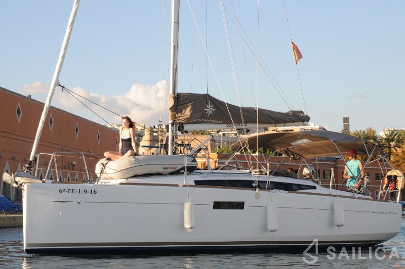 Sun Odyssey 349 - Yacht Charter Sailica
