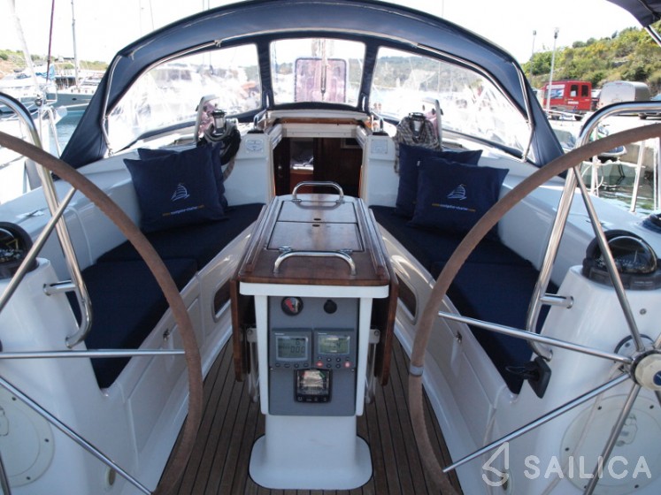Bavaria 44 - Yacht Charter Sailica