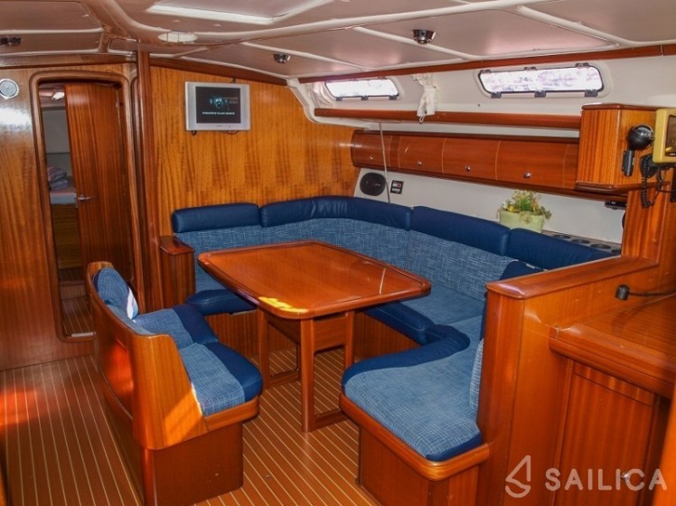 Bavaria 44 - Yacht Charter Sailica