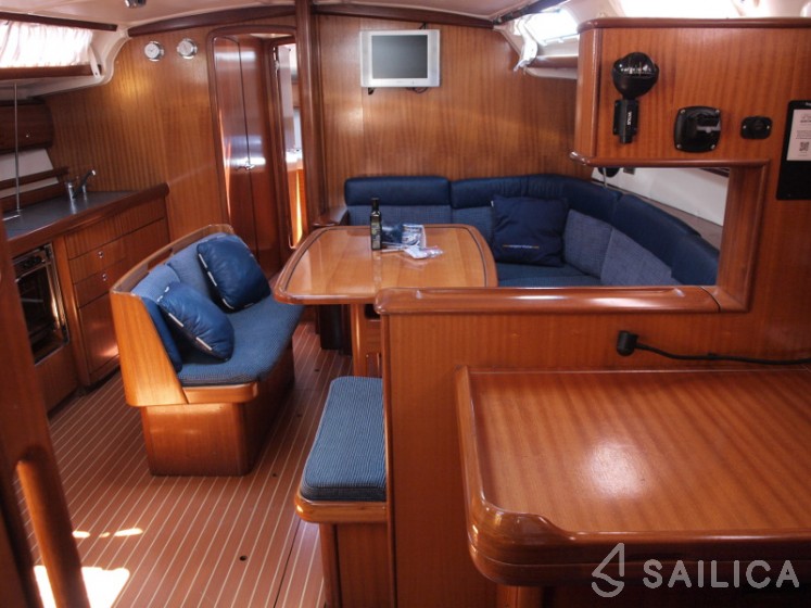 Bavaria 44 - Yacht Charter Sailica