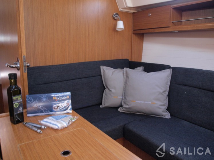 Bavaria 36 Cruiser - Yacht Charter Sailica