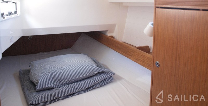 Bavaria 36 Cruiser - Yacht Charter Sailica