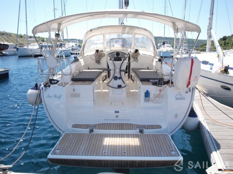 Bavaria 36 Cruiser - Yacht Charter Sailica