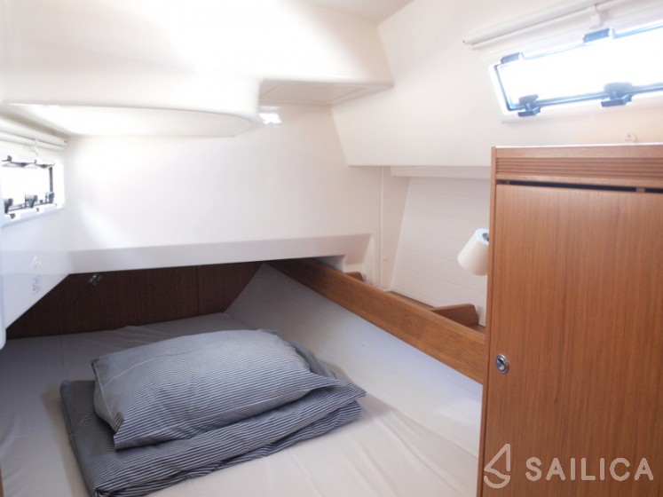 Bavaria 36 Cruiser - Yacht Charter Sailica