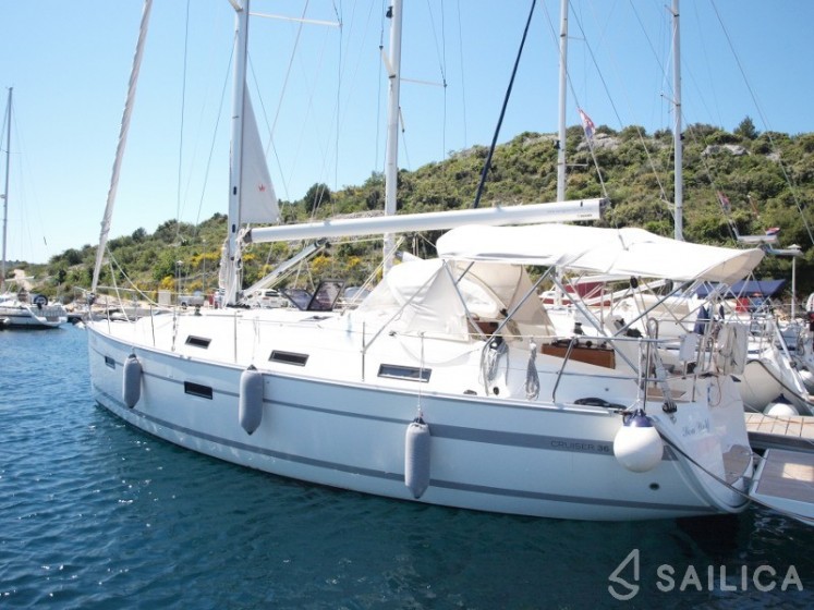 Bavaria 36 Cruiser - Yacht Charter Sailica