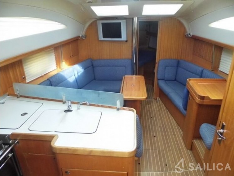 Elan 384 Impression - Yacht Charter Sailica