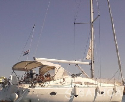 Elan 384 Impression - Yacht Charter Sailica