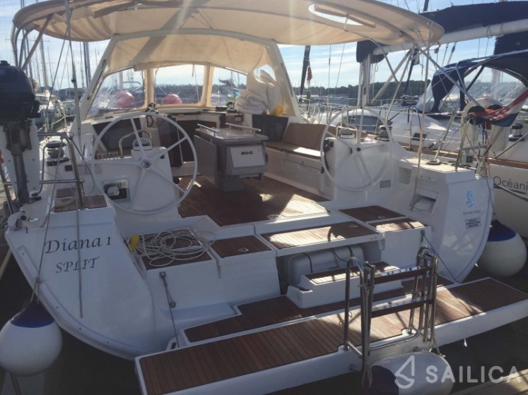 Oceanis 45 - Yacht Charter Sailica