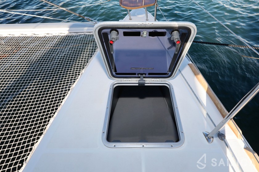 Lagoon 450 S - 4 + 2 cab. - Yacht Charter Sailica
