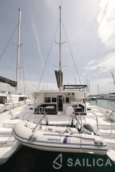 Lagoon 450 S - 4 + 2 cab. - Yacht Charter Sailica