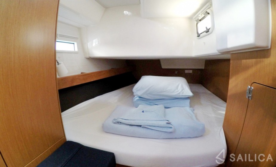 Bavaria 41 Cruiser - Yacht Charter Sailica