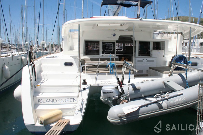 Lagoon 450  Flybridge - Yacht Charter Sailica